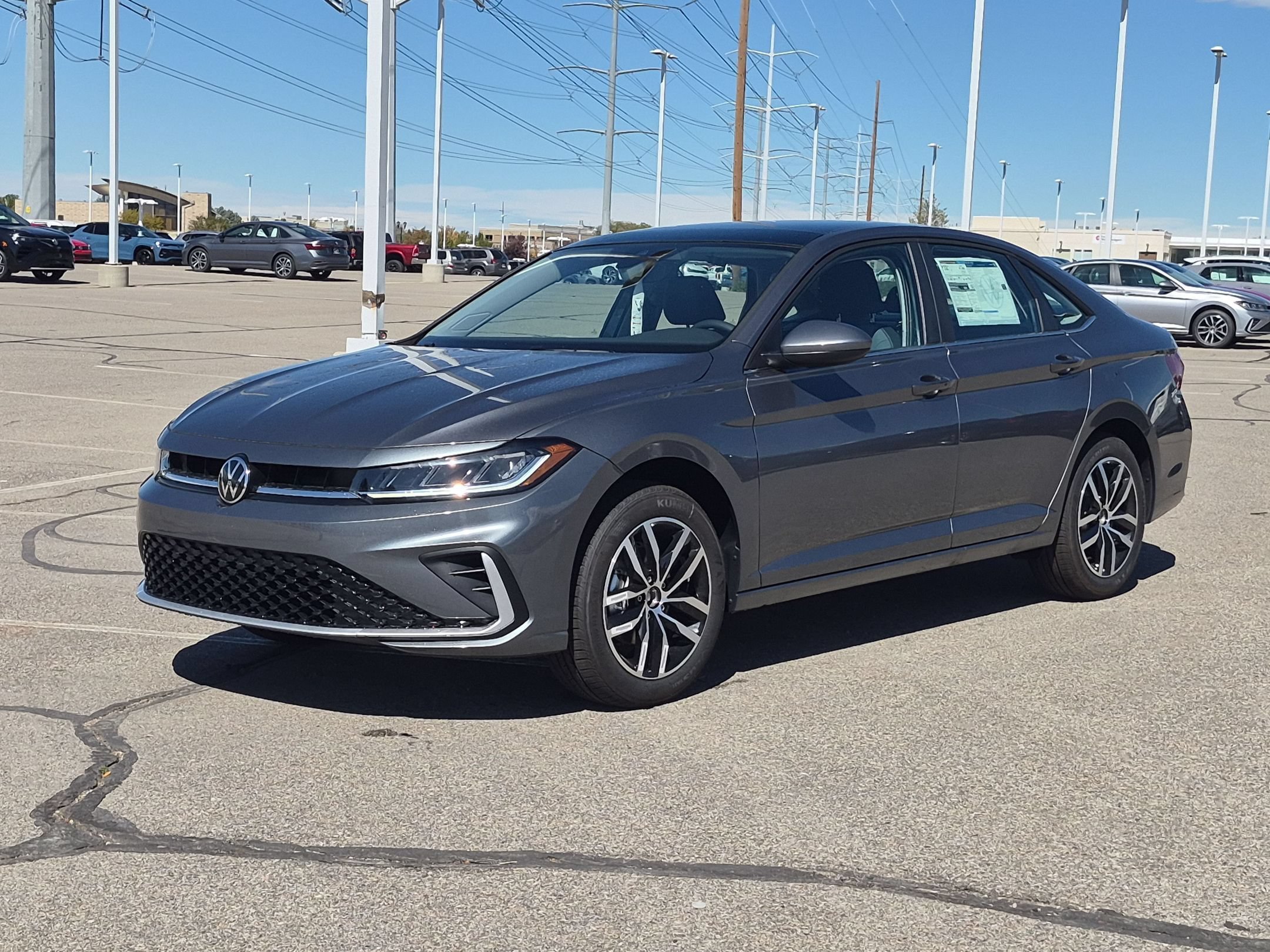 New 2027 Platinum Gray Metallic Volkswagen SE image 8