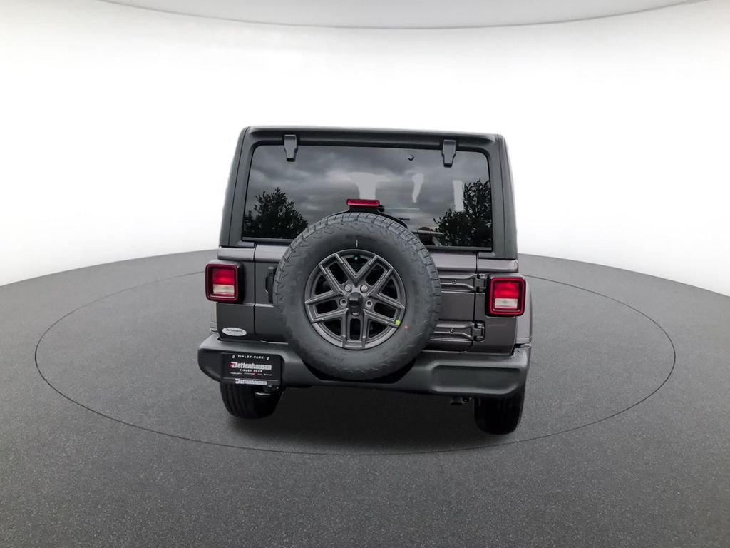 New 2026 Granite Crystal Metallic Clear-Coat Exterior Paint Jeep Sport S image 8