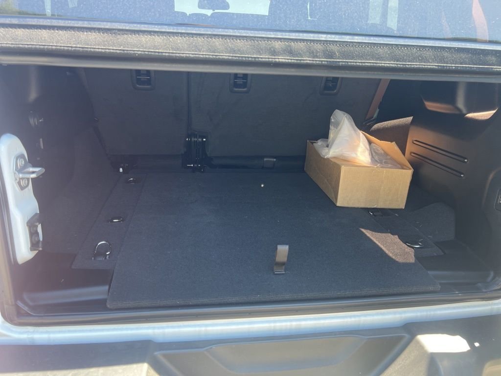 2024 Jeep Wrangler 4-Door Sahara - Photo 19