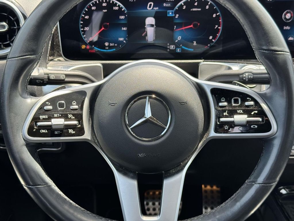 Used 2020 Gray Mercedes-Benz GLB 250 image 17