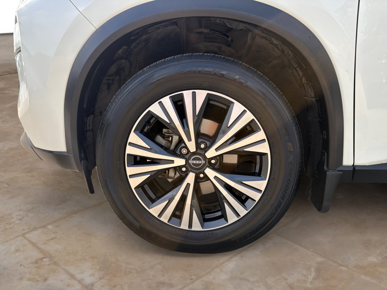 Used 2023 Pearl White Tricoat Nissan SV image 24