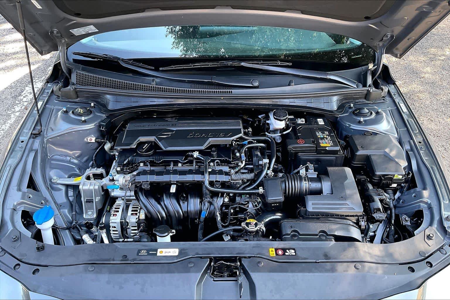 Used 2025 Amazon Gray Hyundai SEL Convenience image 32