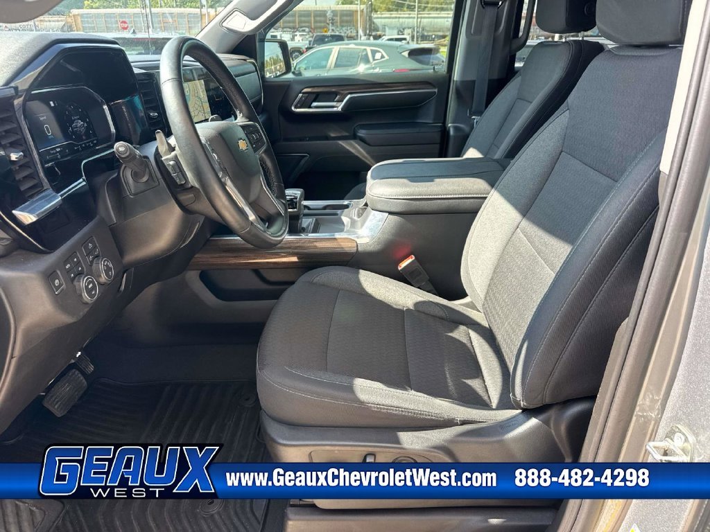 Used 2023 Gray Chevrolet LT image 38