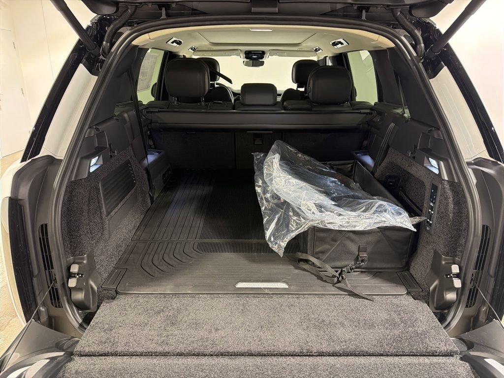 2026 Land Rover Range Rover SE - Photo 29
