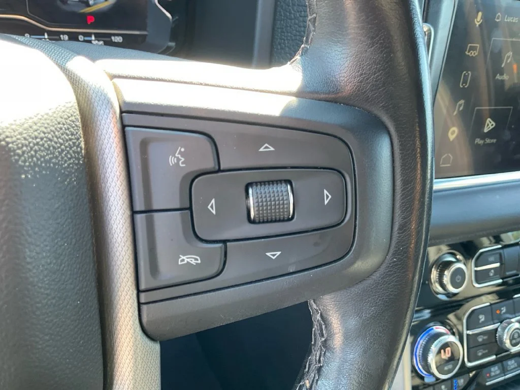 Used 2022 Onyx Black GMC Denali image 33
