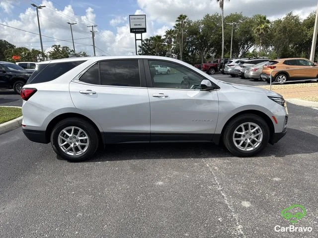 Used 2022 Silver Ice Metallic Chevrolet LT image 3