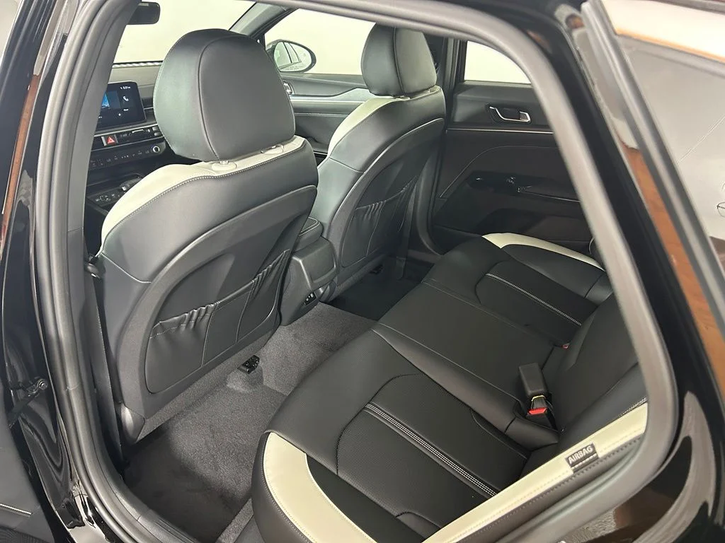 New 2026 Aurora Black Pearl Kia GT-Line AWD image 11