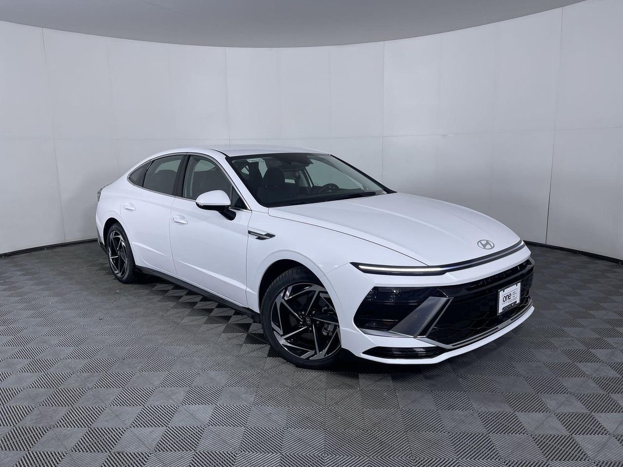 New 2026 Serenity White Hyundai SEL Sport image 3