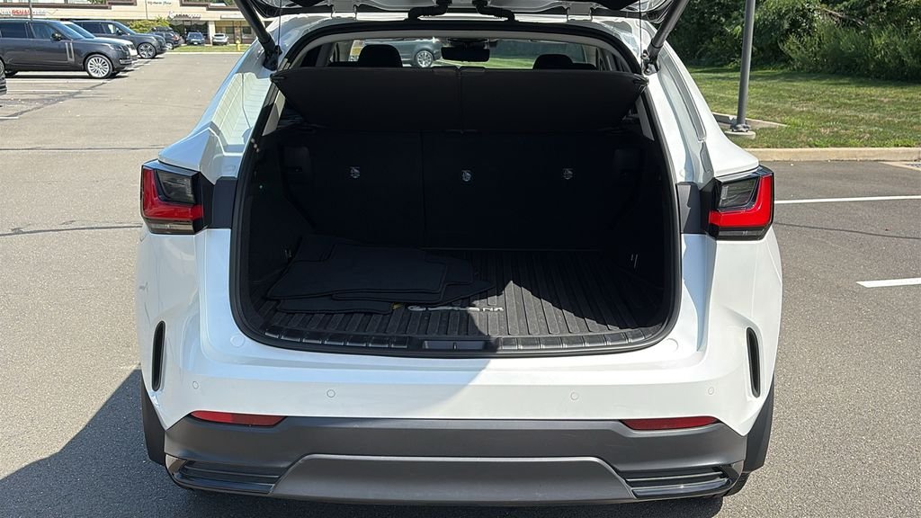 Used 2024 White Lexus 450h+ Luxury image 25