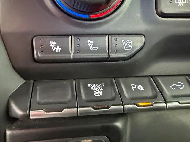 Used 2020 Silver Chevrolet LTZ image 30