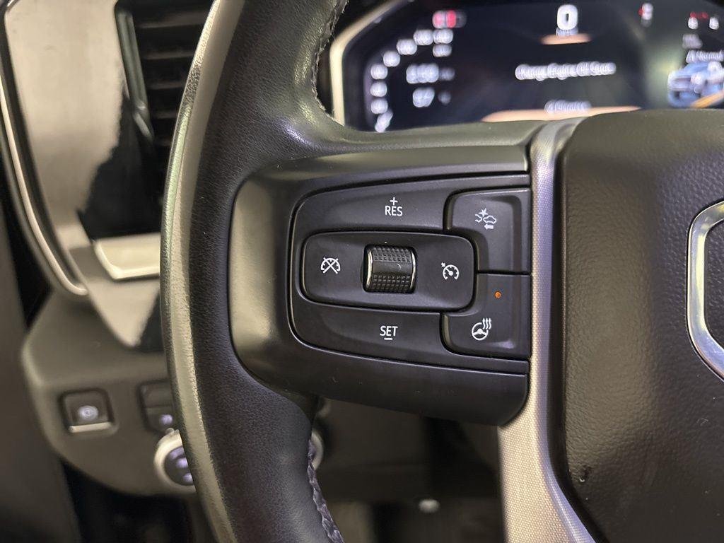 Used 2024 Onyx Black GMC SLE image 6