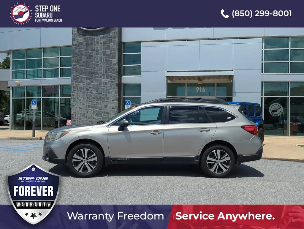 Used 2018 Gray Subaru 2.5i image 4