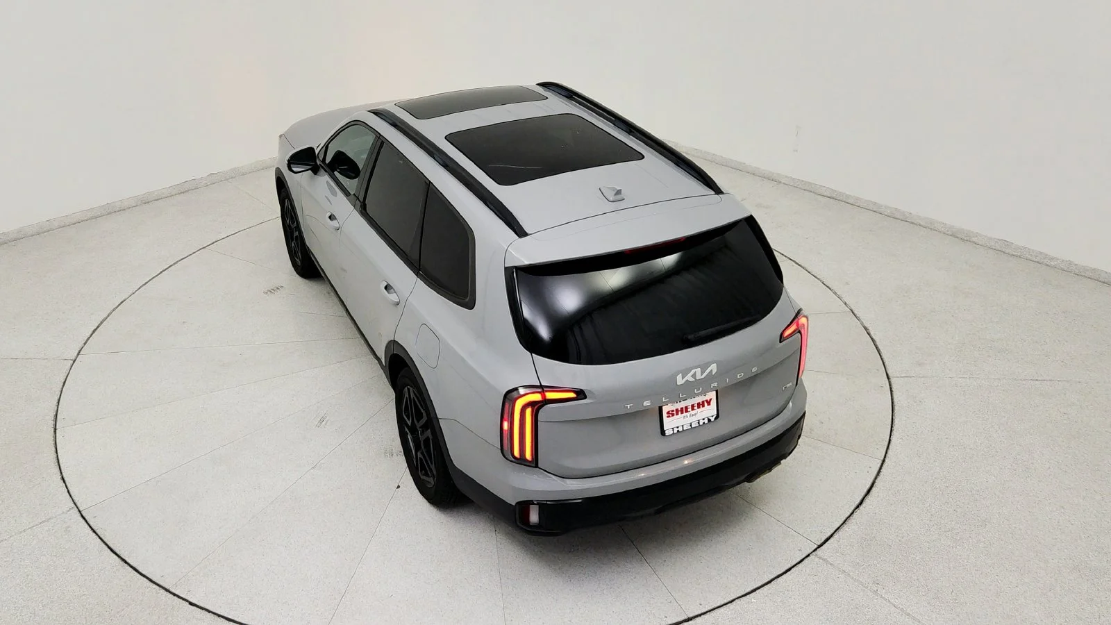 Used 2024 Gray Kia SX X-Line image 18