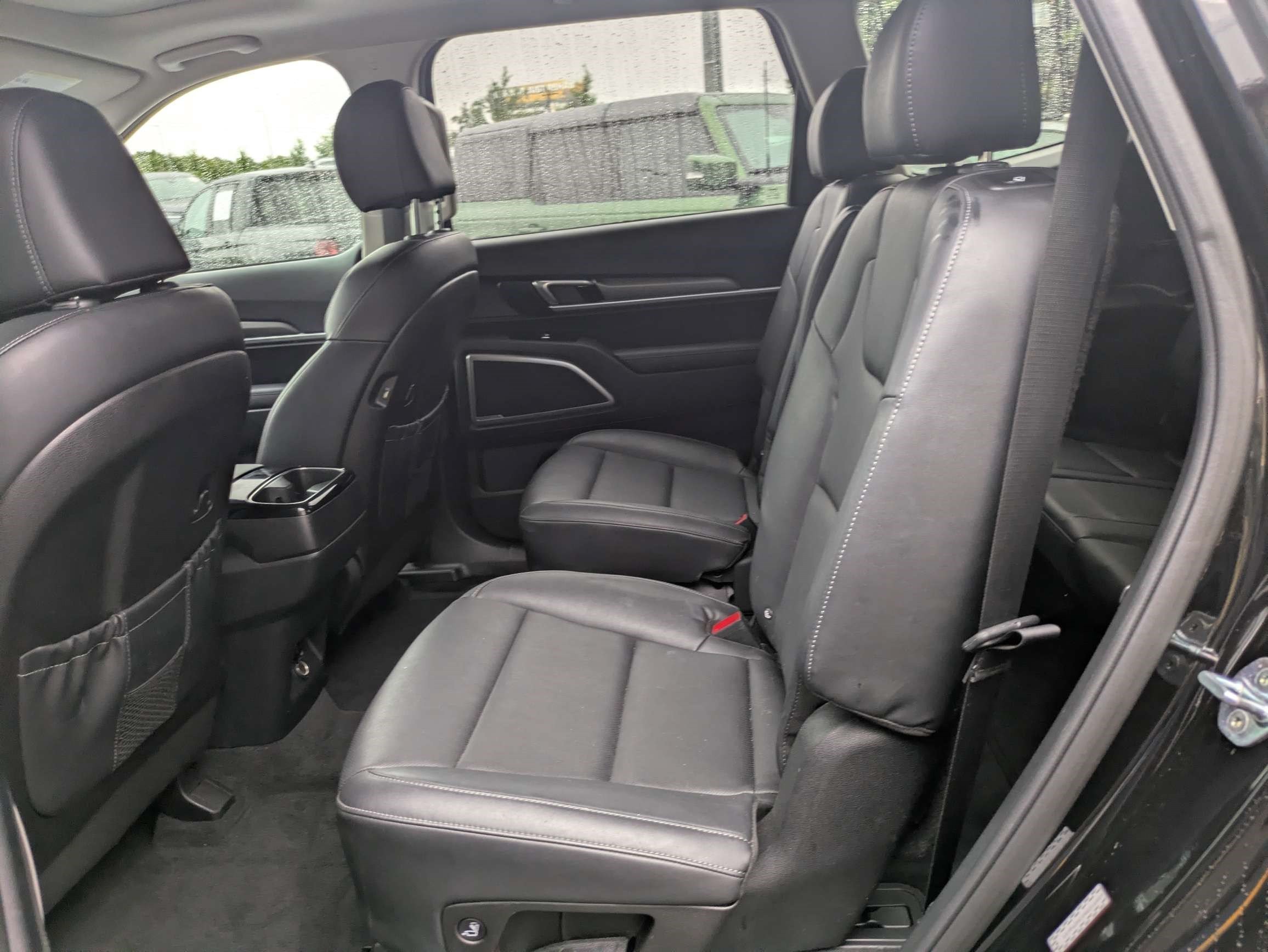 Used 2022 Black Copper Kia S image 20