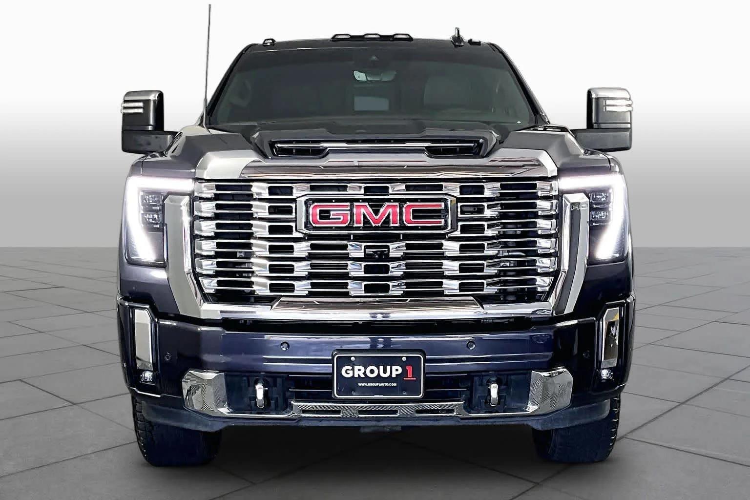 Used 2024 Titanium Rush Metallic GMC Denali image 4