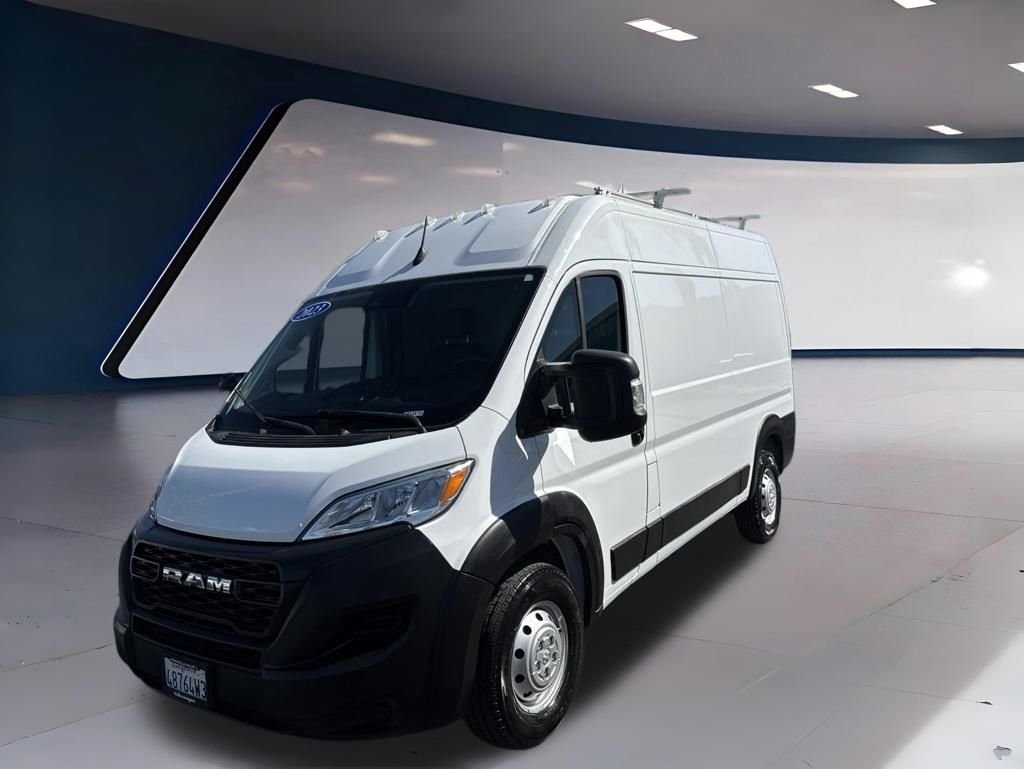 Used 2023 White Ram Base image 5