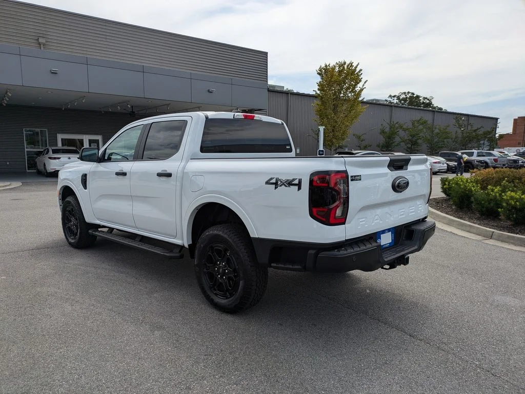 New 2026 Oxford White Ford XLT image 6