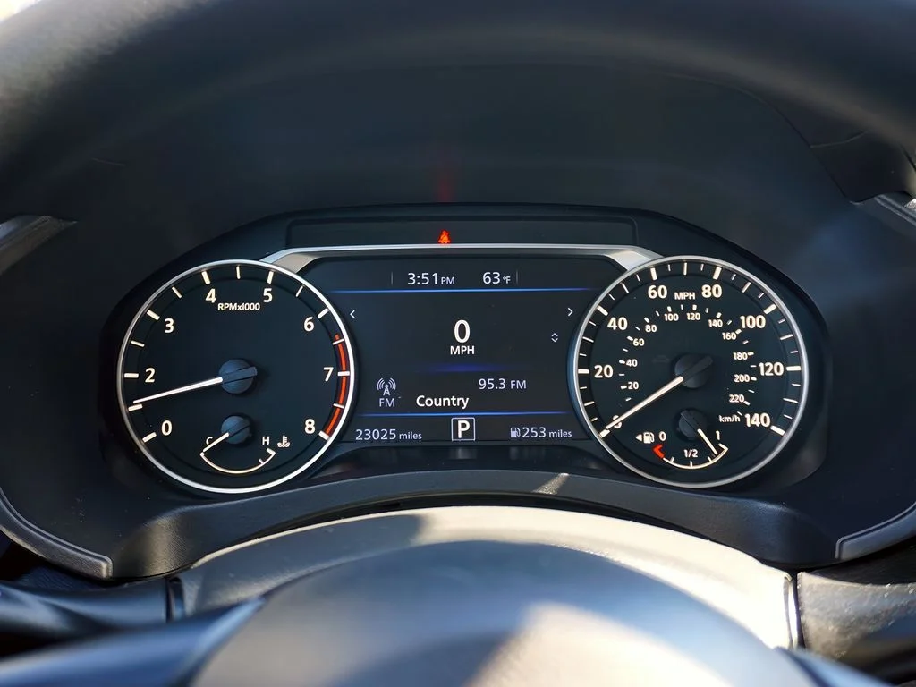 2025 Nissan Altima SV - Photo 26