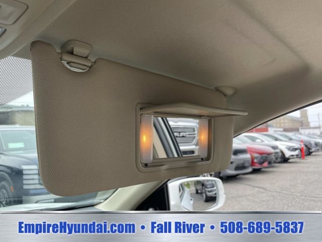 Used 2016 Lunar Silver Metallic Honda EX-L image 28