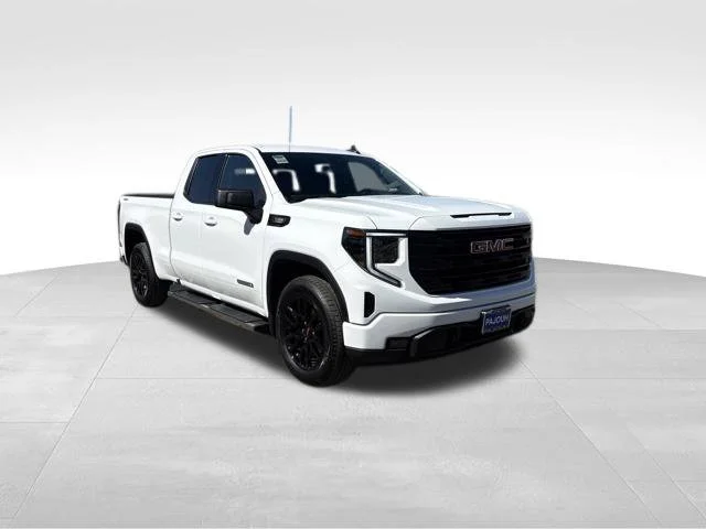 Used 2025 White GMC Elevation image 7