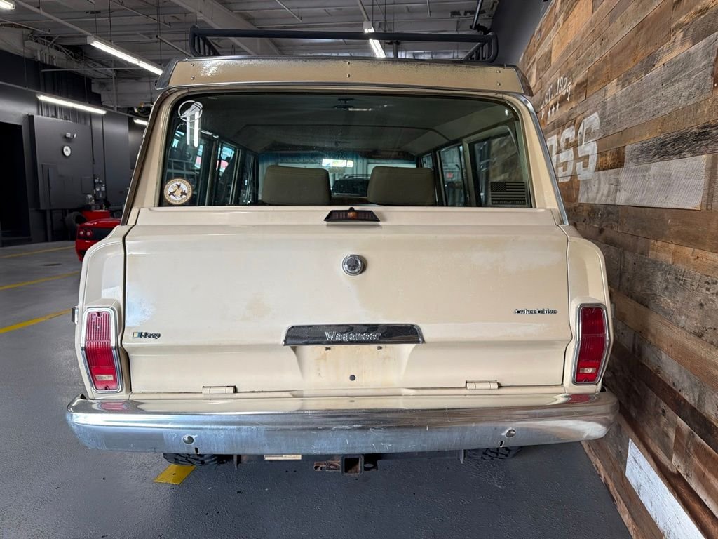 Used 1985  Jeep Base image 13