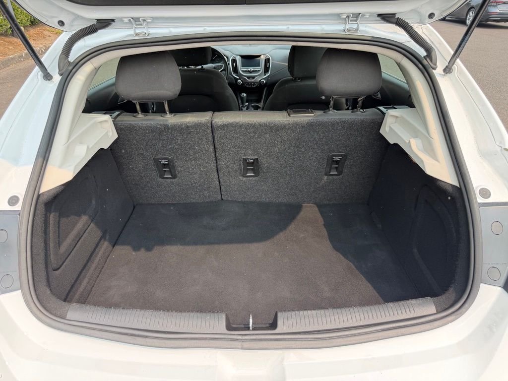 Used 2017 Summit White Chevrolet LT image 10