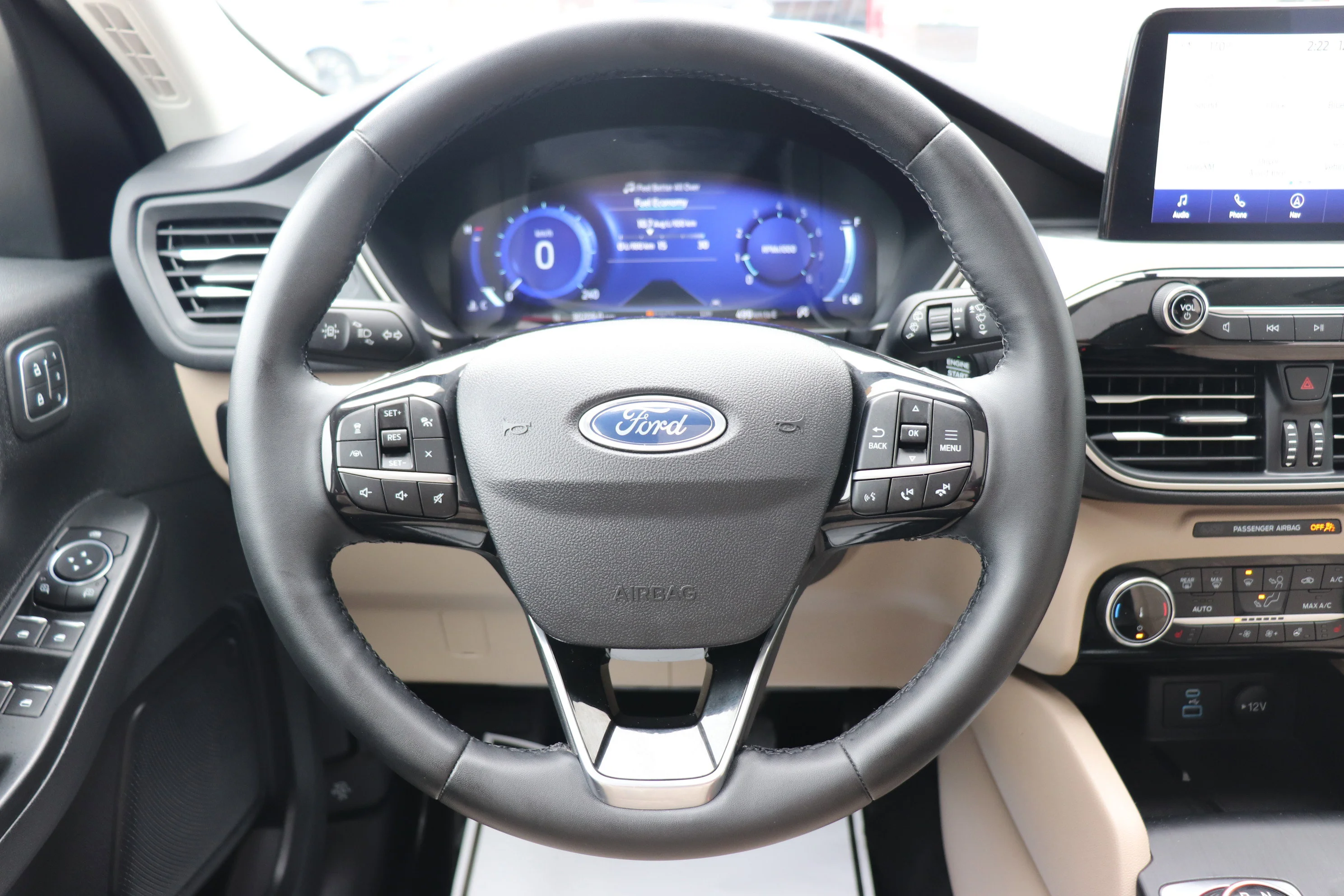 Used 2022 Gray Ford SEL AWD image 14