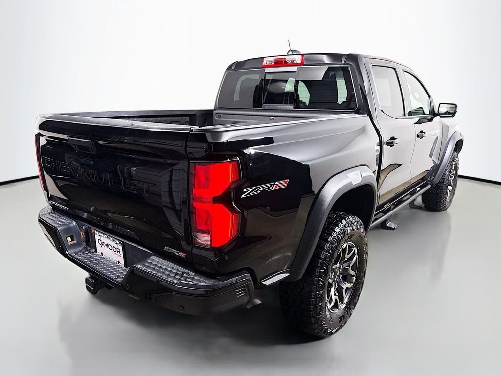 Used 2025 Black Chevrolet 4WD ZR2 image 7