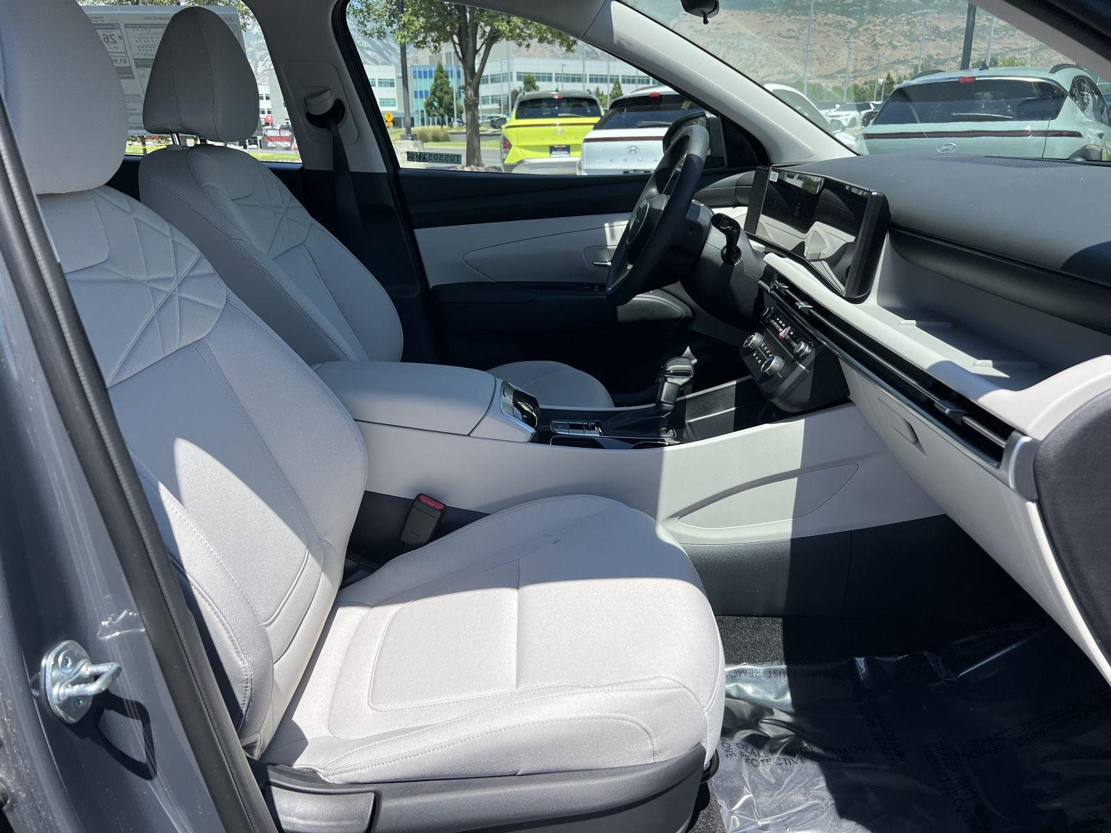 2026 Hyundai Tucson SE - Photo 17