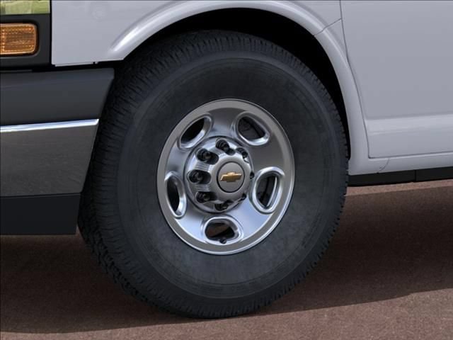 2026 Chevrolet Express Cargo Work Van - Photo 9