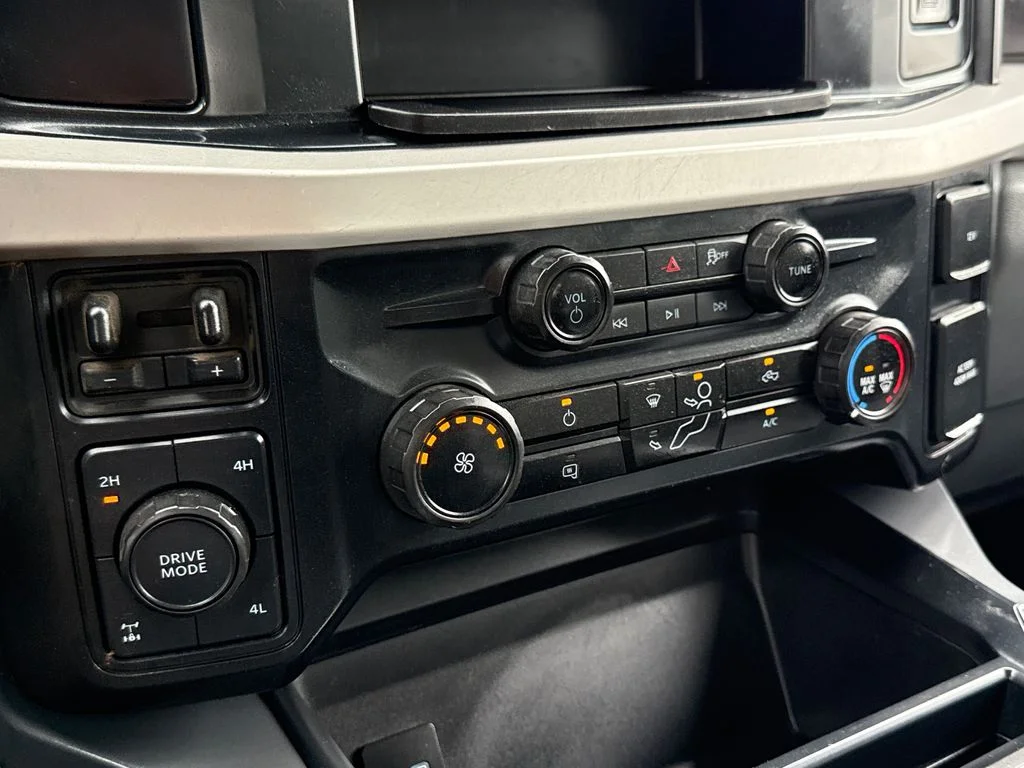 Used 2025 White Ford XLT image 25