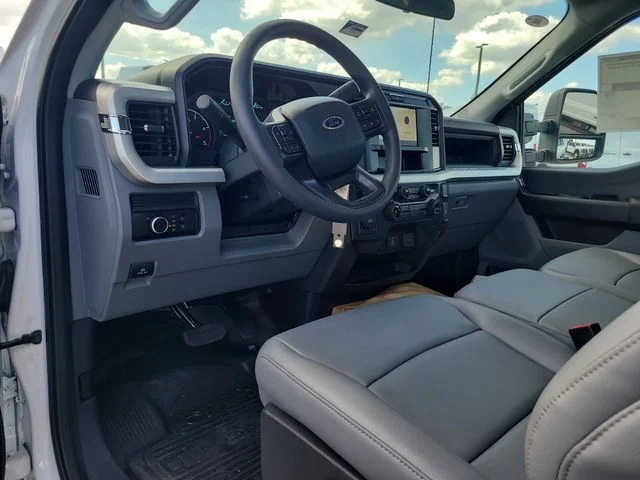 New 2026 Oxford White Ford XL image 13