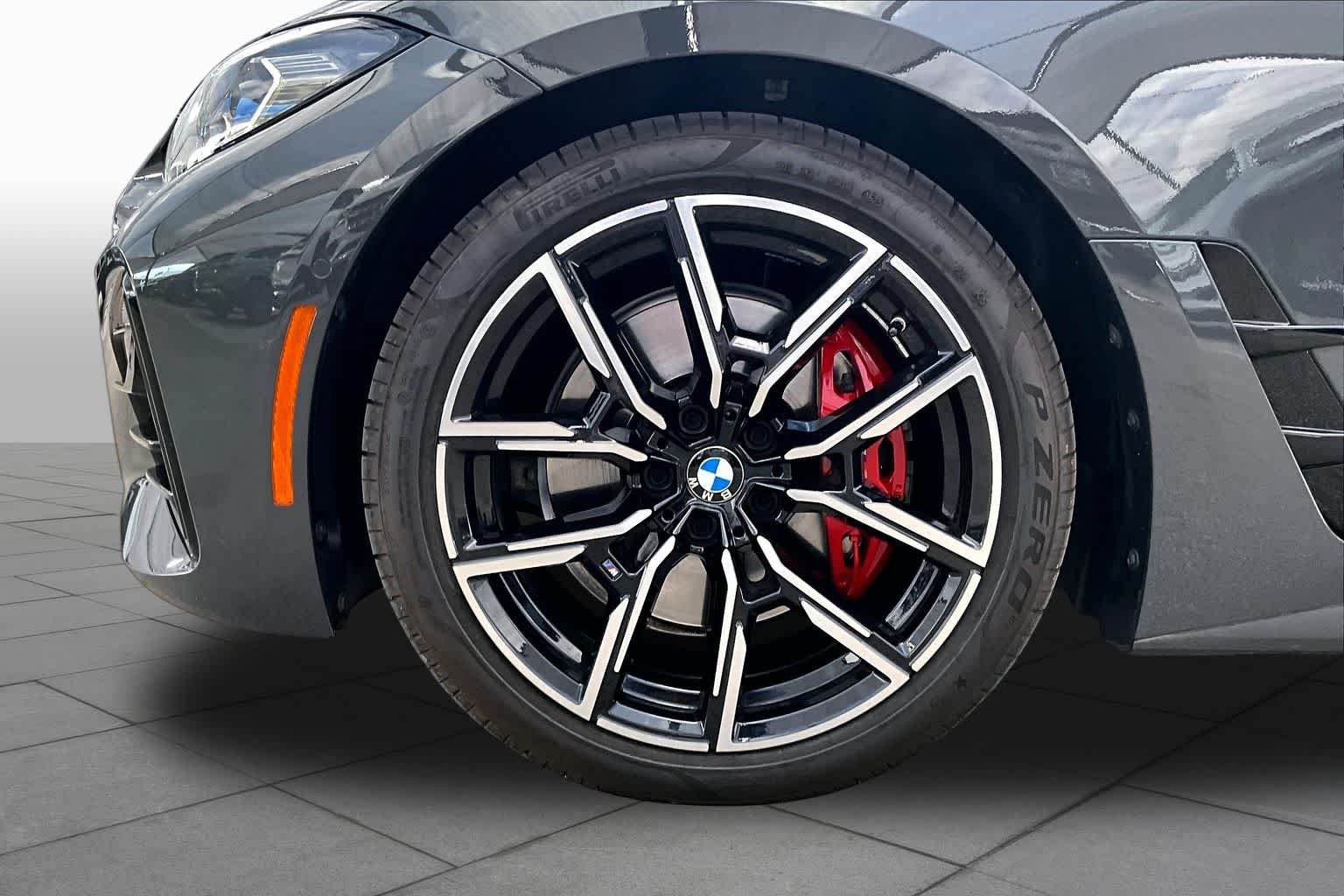 Used 2022 Dravit Gray Metallic BMW M440i xDrive image 11