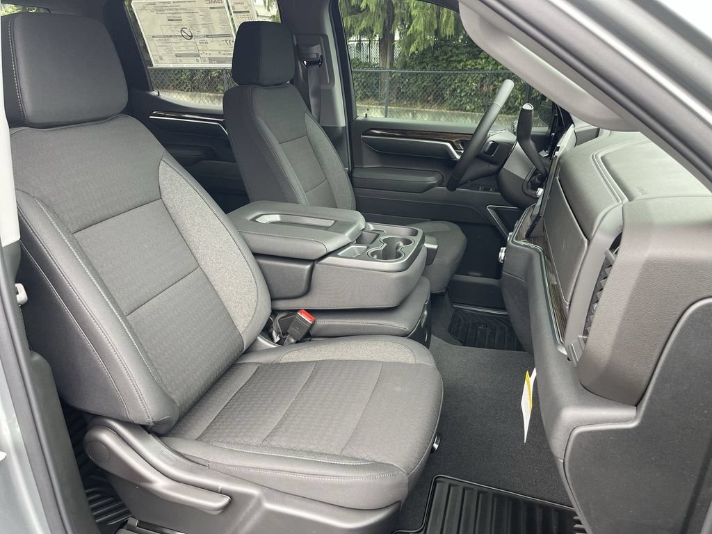 New 2026 Sterling Metallic GMC Elevation image 27