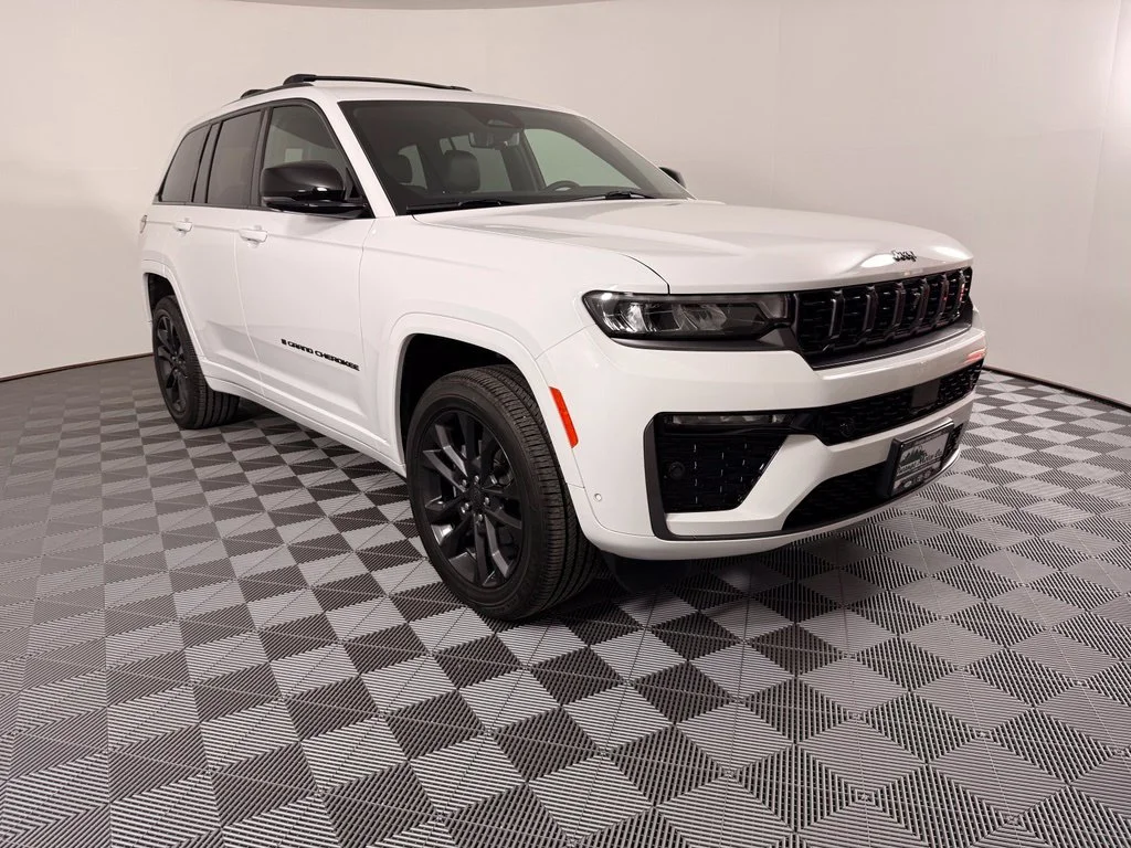 Used 2026 White Jeep Limited Reserve image 5
