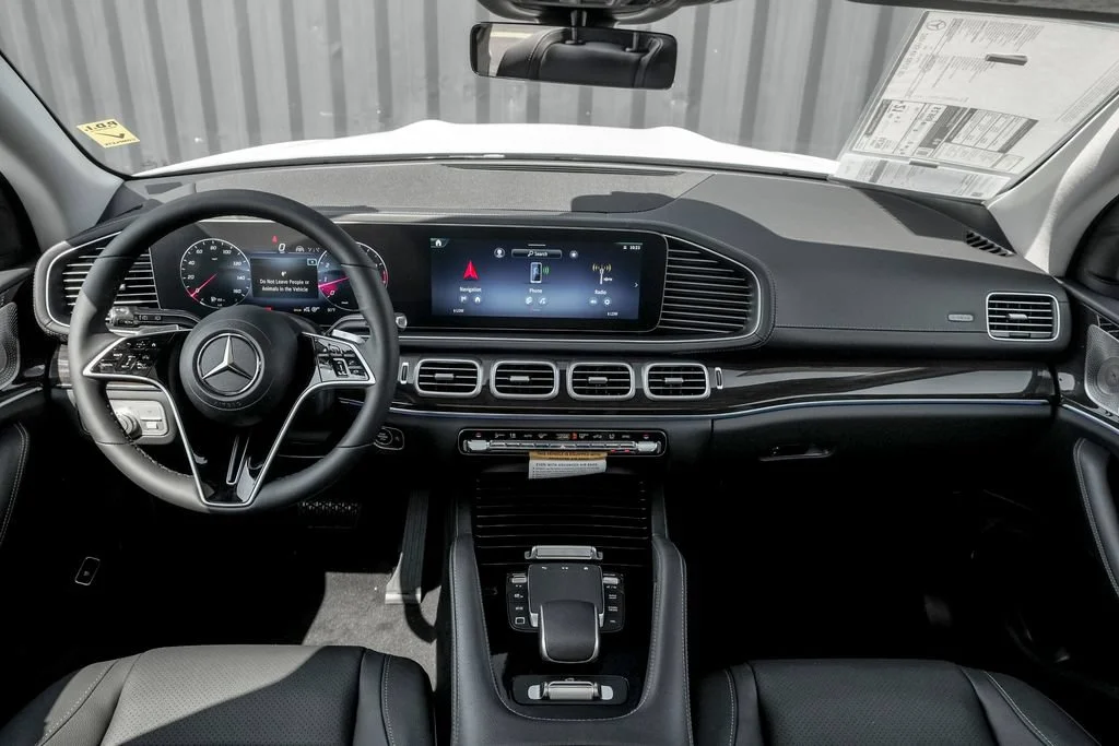 New 2026 Polar White Mercedes-Benz GLS 450 image 61