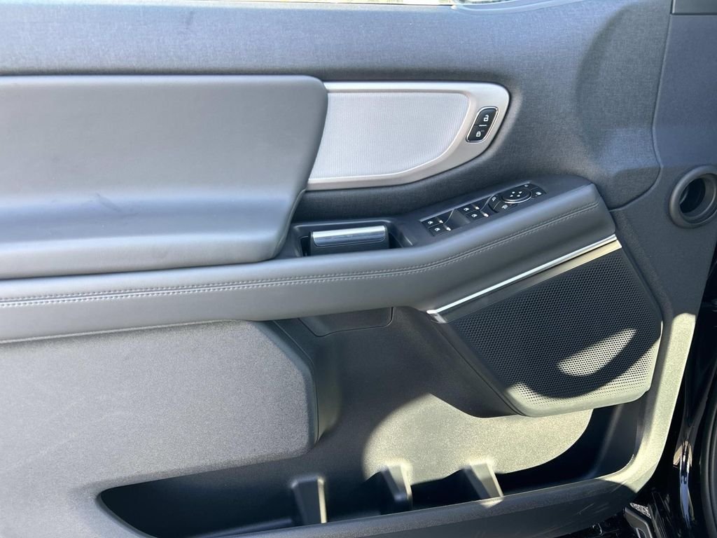 New 2026 Agate Black Metallic Ford Active image 20