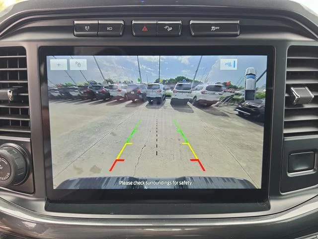 Used 2023 Black Ford XLT image 17