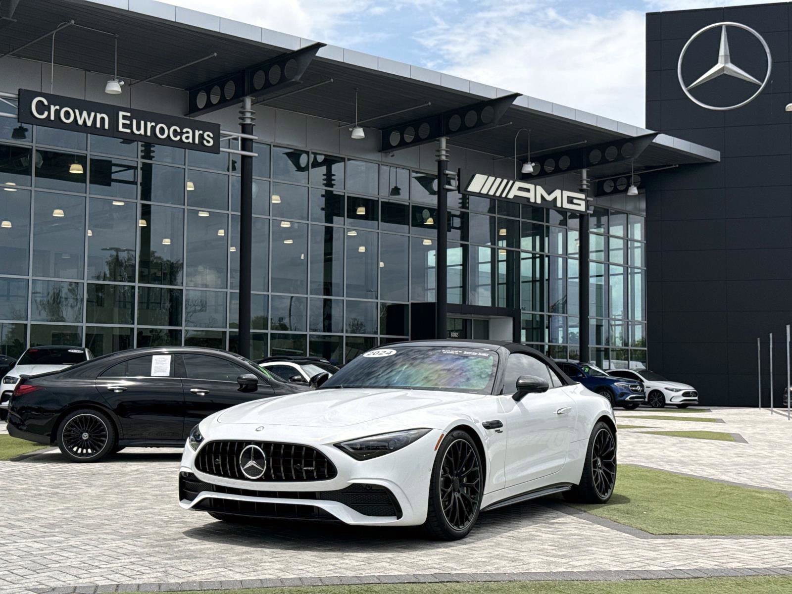 MANUFAKTUR Moonlight White Metallic 2024 Mercedes-Benz SL-Class AMG SL 43 RWD Convertible Rear-Wheel Drive