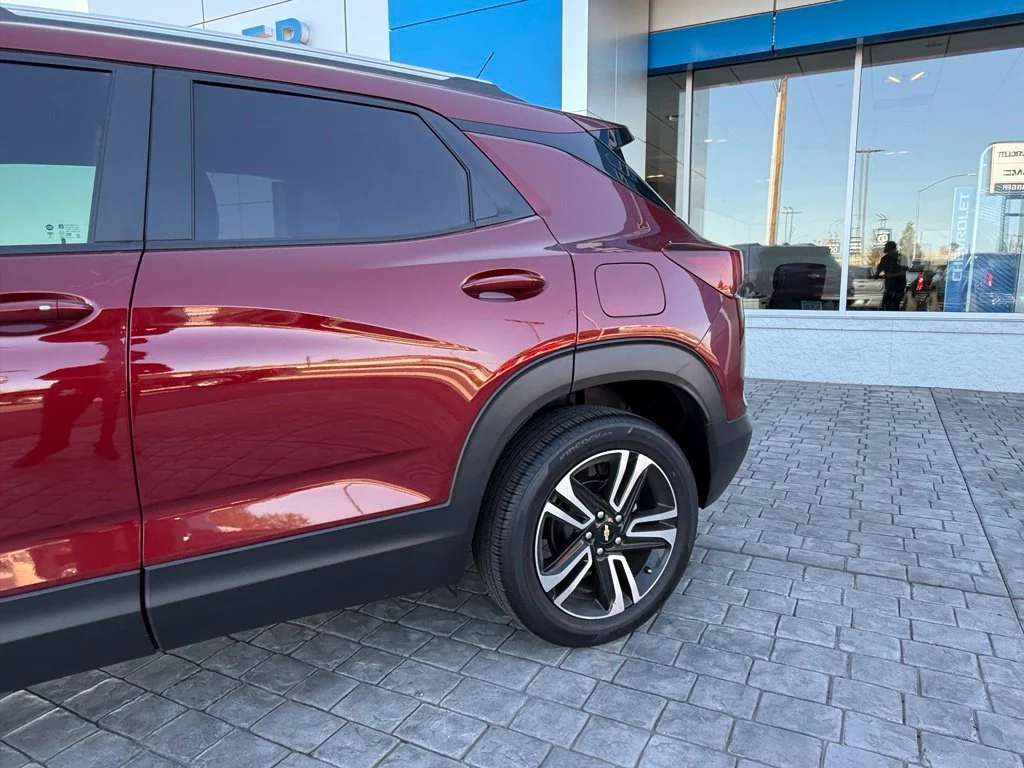 Used 2024 Crimson Metallic Chevrolet LT image 6