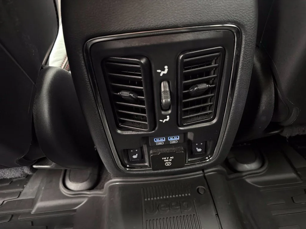 Used 2020 Slate Blue Pearlcoat Jeep Trailhawk image 15