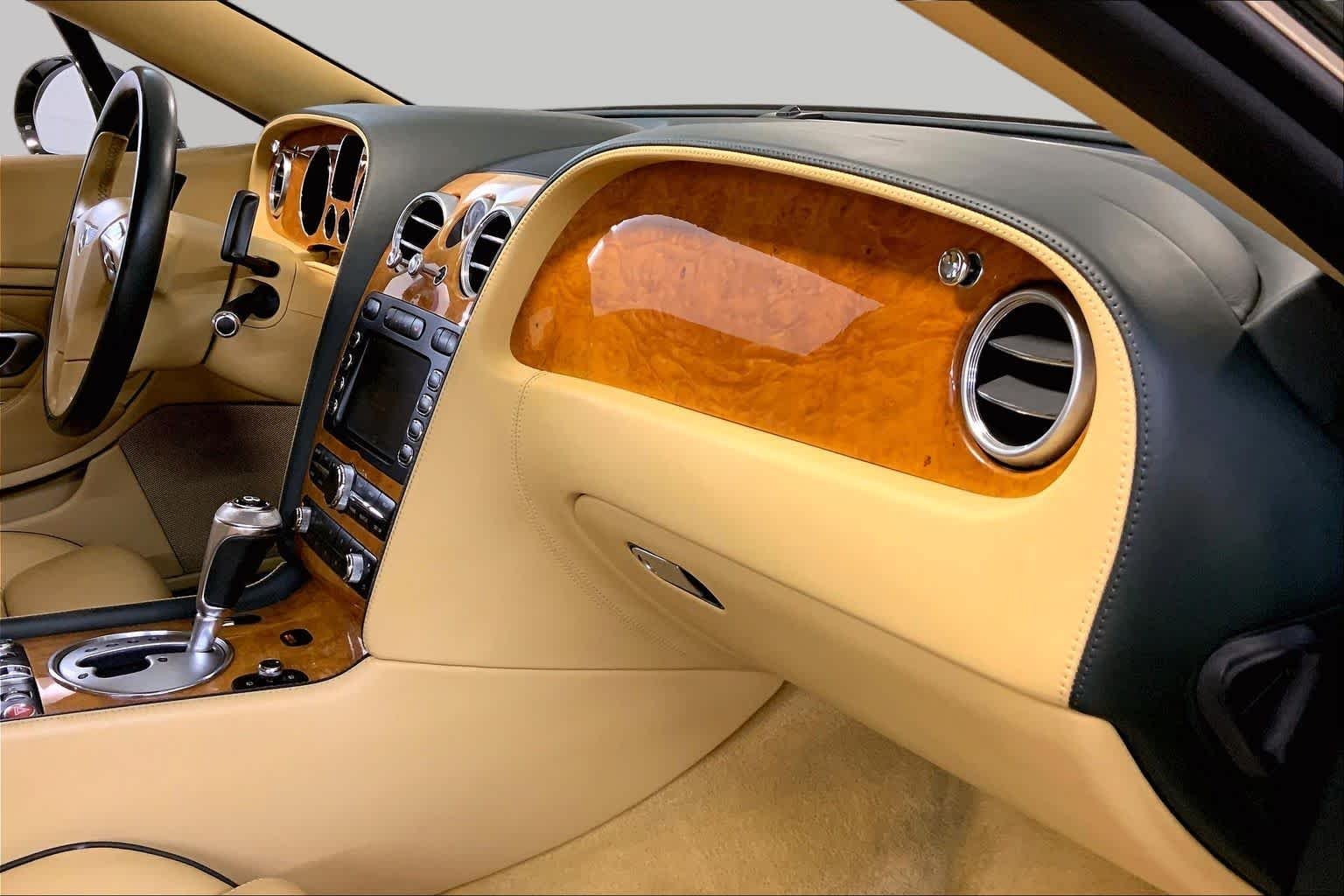 Used 2011 British Racing Green 2 Metallic Bentley Speed image 18