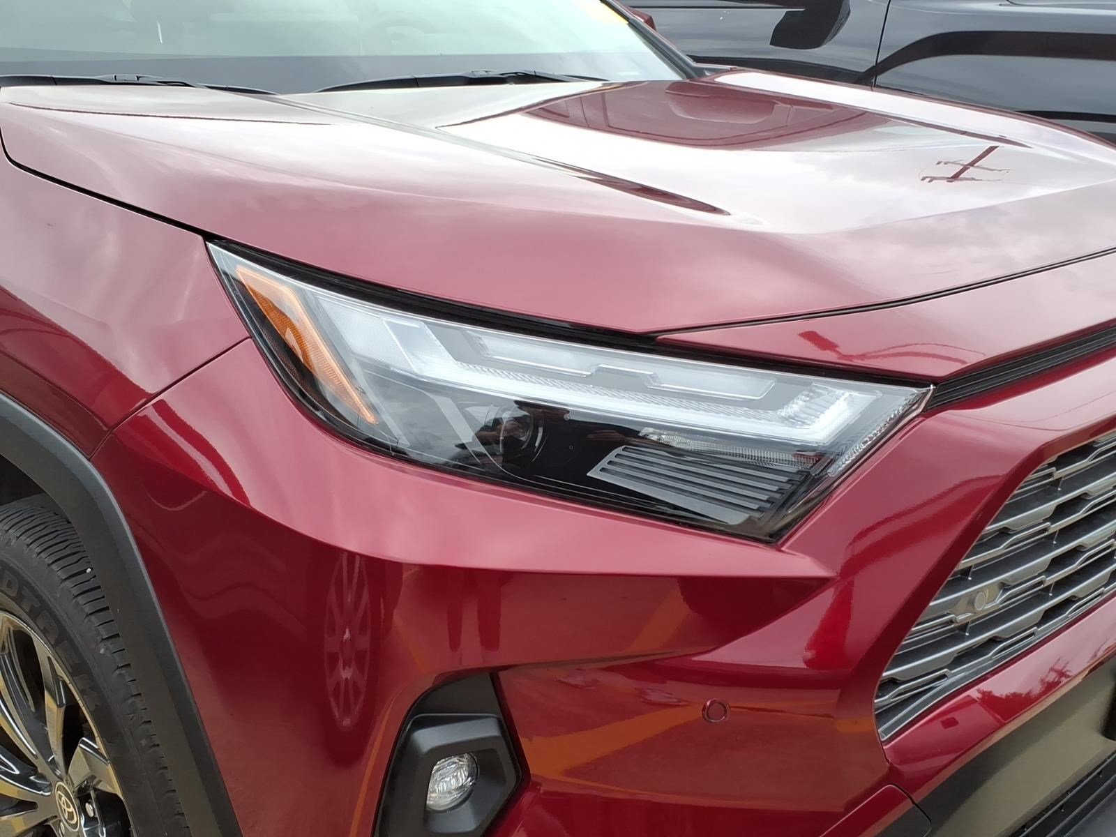 Used 2023 RUBY FLARE PEARL Toyota Hybrid Limited image 3