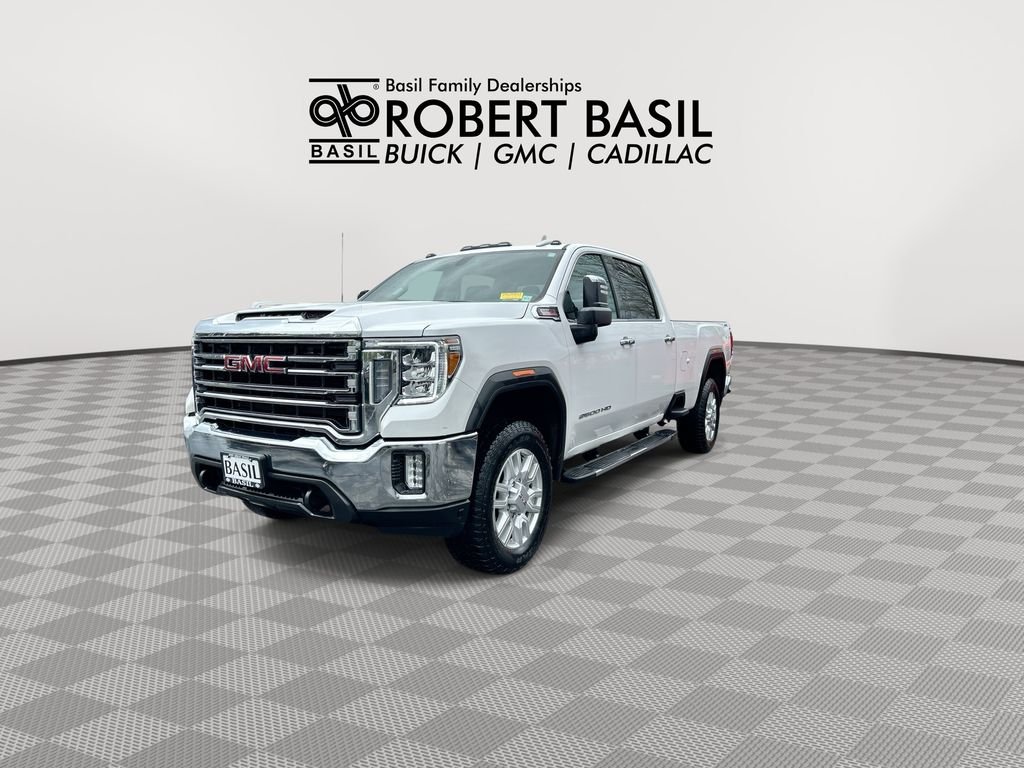 Used 2023 White GMC SLT image 4