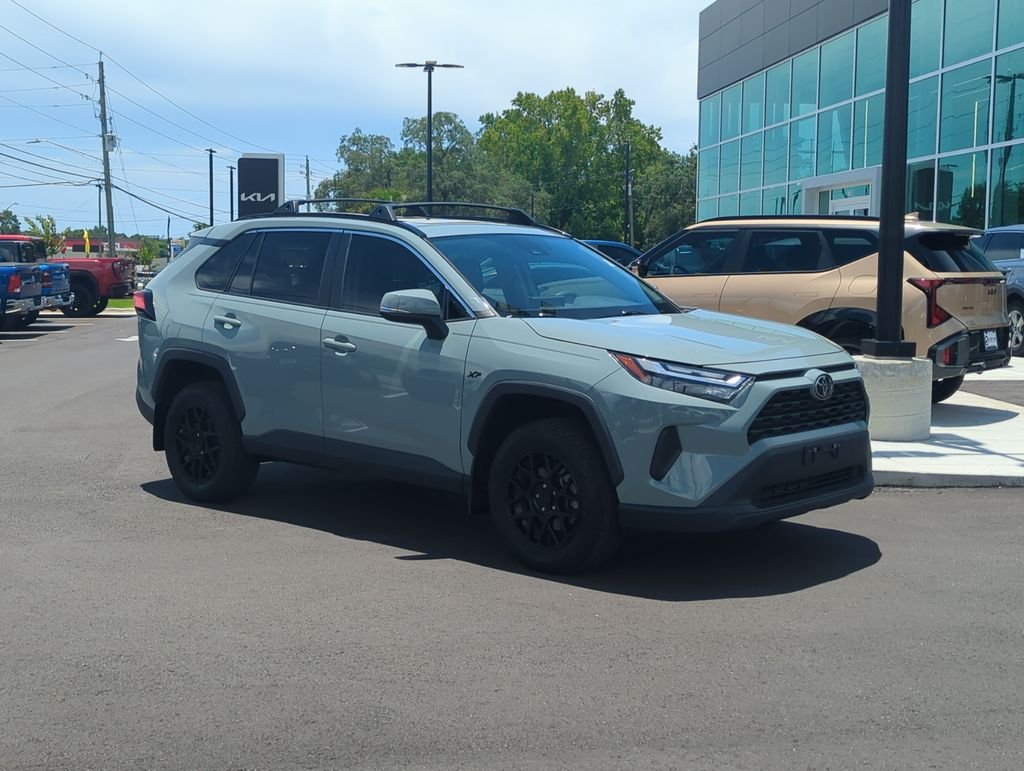 Used 2023 Green Toyota XLE image 9