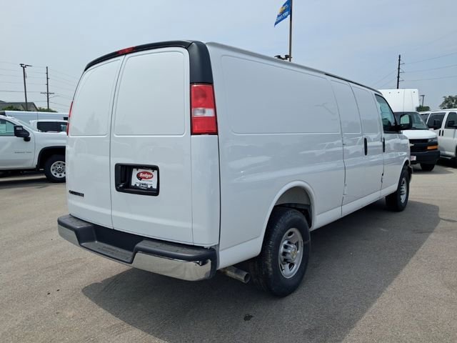 2025 Chevrolet Express Cargo Work Van - Photo 5