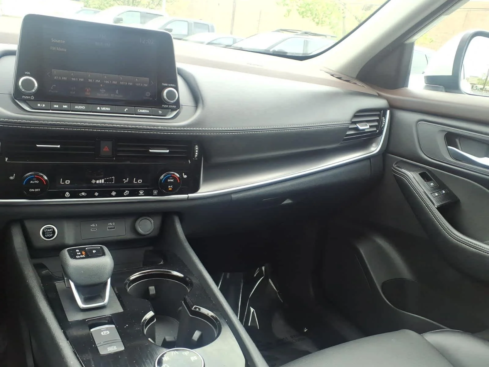 Certified Used 2023 Pearl White Tricoat Nissan SV image 16