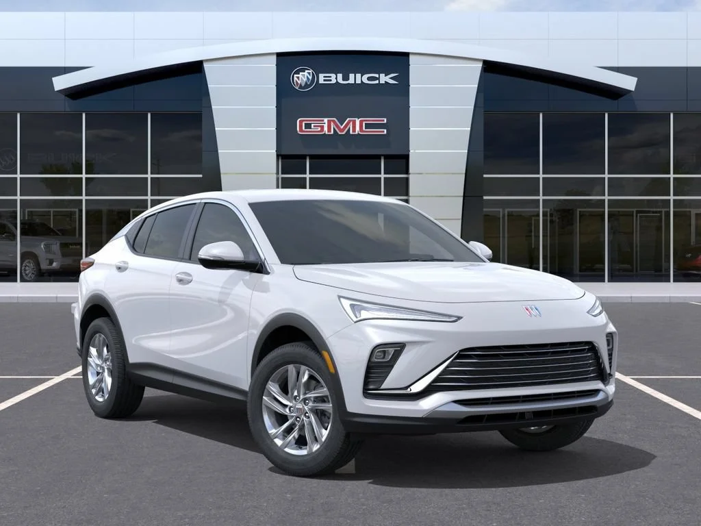 New 2026 Summit White Buick Preferred image 7