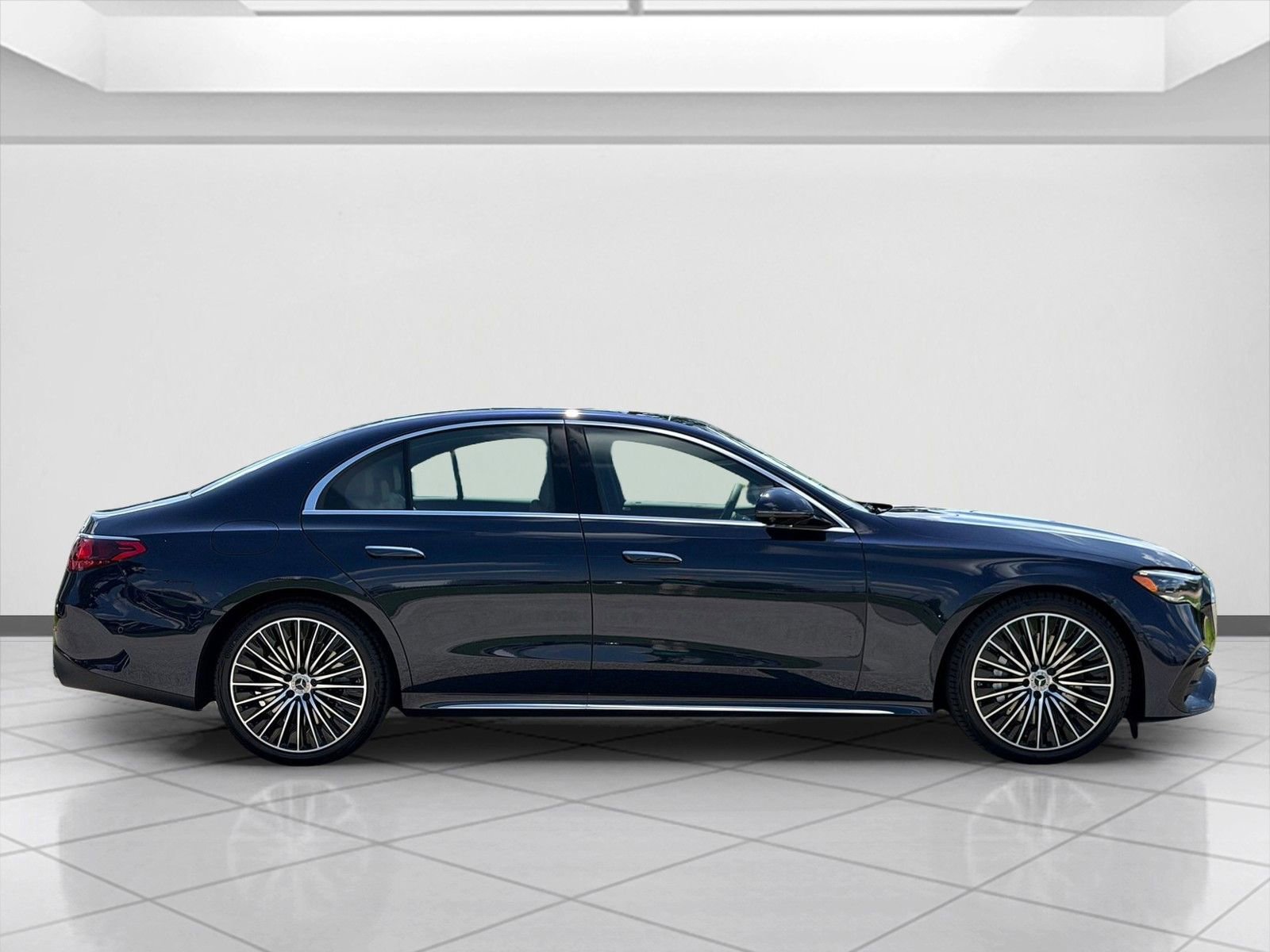 New 2026 Nautical Blue Metallic Mercedes-Benz E 450 image 24