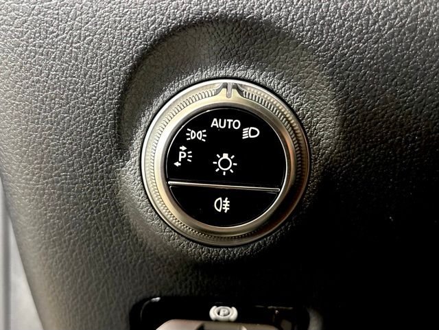 Certified Used 2025 Black Mercedes-Benz C 300 image 26